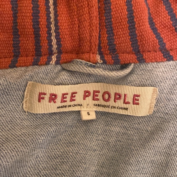 Free Prople Baja  crop denim hooded  jeans jacket size S - Picture 12 of 13